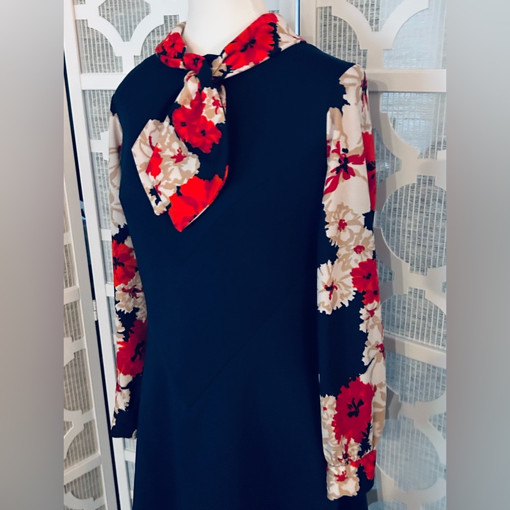 Vintage Navy Blue Dress Red Flowers 70s A Line Polyester 60s 1970s - Picture 12 of 15